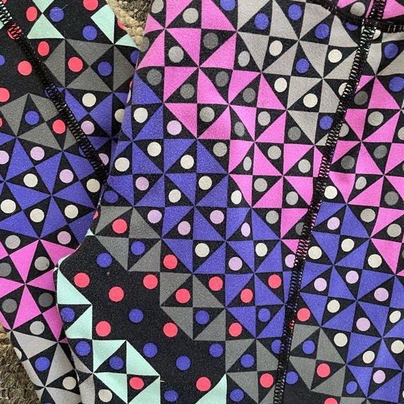 Victoria’s Secret Knoockout Leggings Size Extra Small - Picture 6 of 8